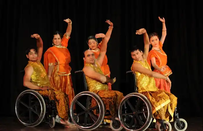 Dancing Wheel Image 01